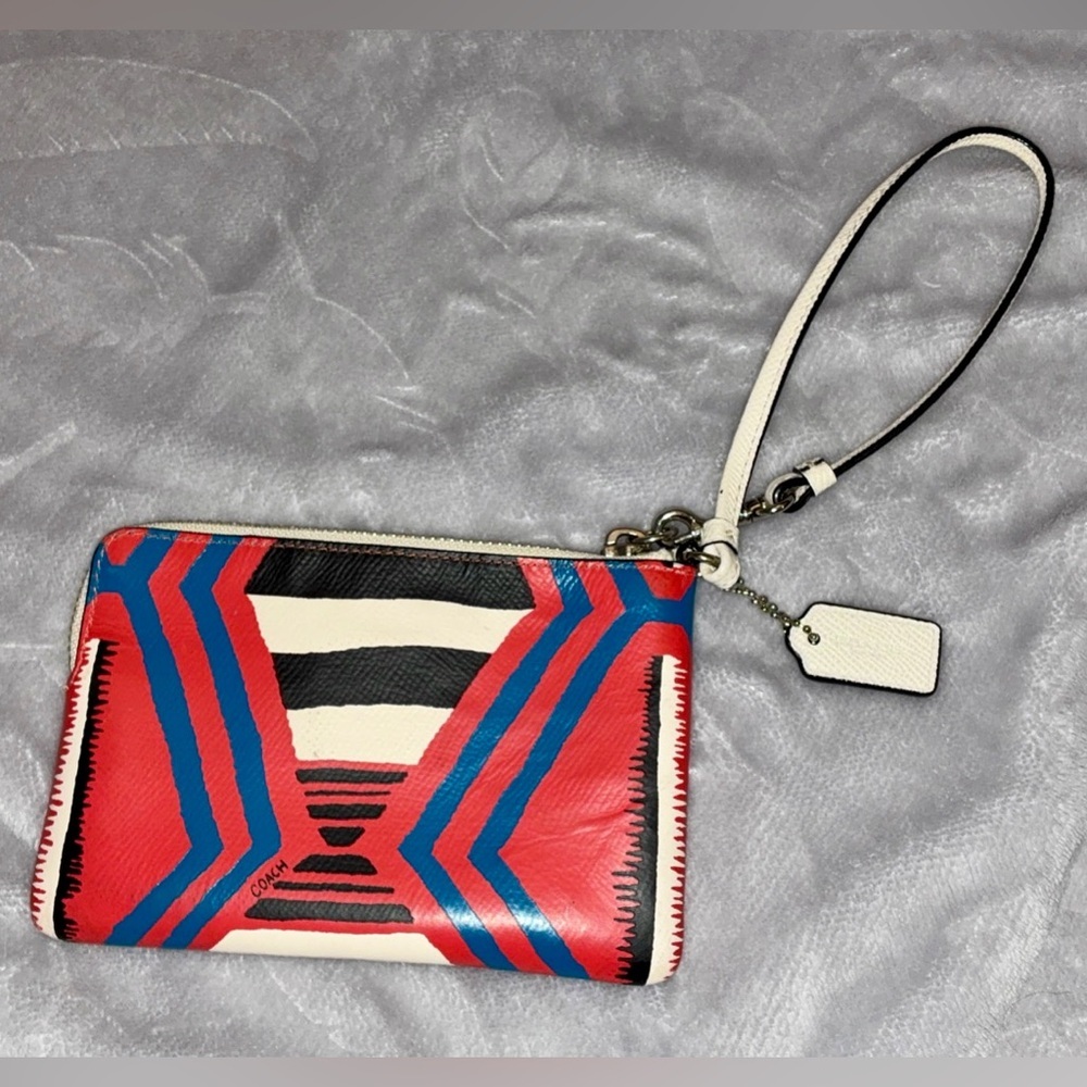Coach x Coachella Fire Dancer Shoulder Bag with Matching Wristlet - Picture 8 of 9